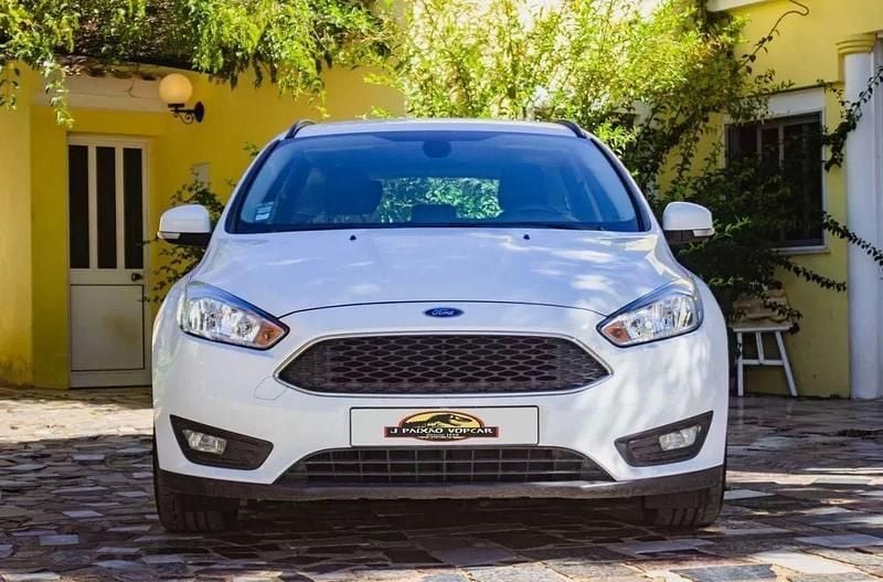 Outra Usado 2015 Ford Focus Titanium Carrinha | € 13.900 - Imagem 1/4