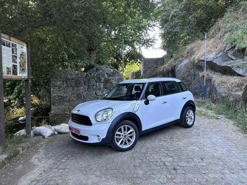 Branco Usado 2014 Mini Countryman SUV | € 13.500 (Preço justo) - Imagem 1/4