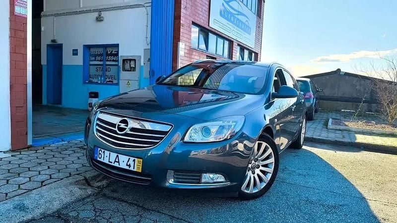 Azul escuro Usado 2010 Opel Insignia Cosmo Carrinha | € 7.800 (Bom preço) - Imagem 1/4