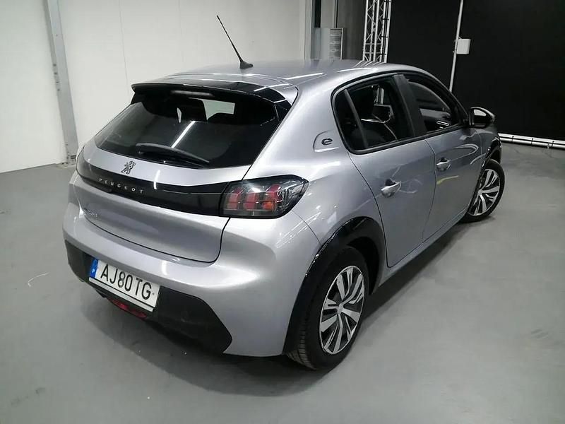 Usado Peugeot e-208 Active 100 kW (136 HP) 2021 Cinza Citadino