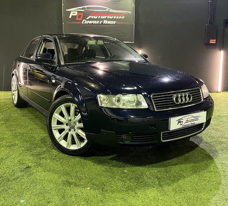 Usado 2003 Audi A4 Sedan | € 4.990 (Bom preço) - Imagem 1/4