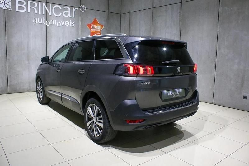 Usado Peugeot 5008 Allure 130 HP (95 kW) 2023 Cinza Monovolume