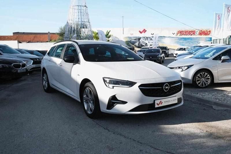 Branco Usado 2021 Opel Insignia Carrinha | € 17.250 - Imagem 1/4