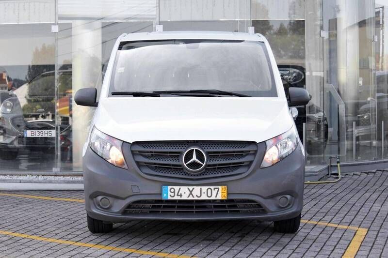 Usado Mercedes Vito 88 HP (64 kW) 2019 Branco Van
