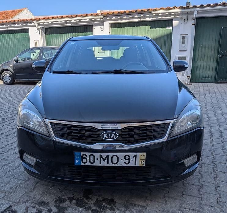 Usado 2011 Kia Ceed 2 Sedan | € 4.750 (Super Preço) - Imagem 1/4
