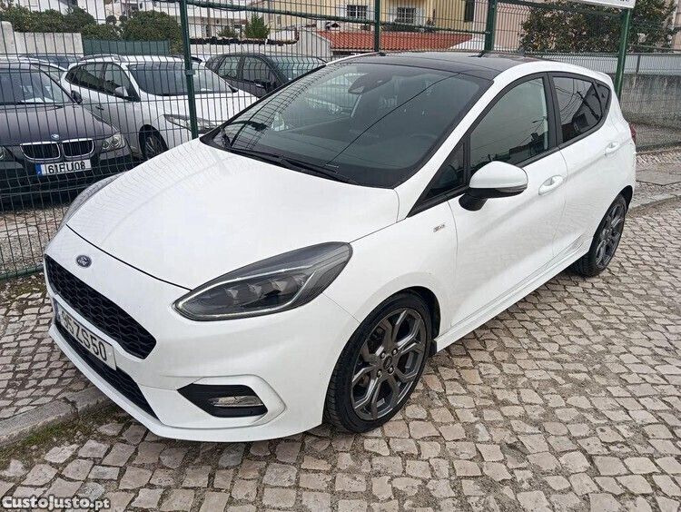 Branco Usado 2020 Ford Fiesta ST-Line Citadino | € 14.900 (Preço justo) - Imagem 1/1