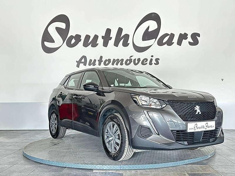 Cinzento Usado 2023 Peugeot 2008 Active SUV | € 17.890 (Bom preço) - Imagem 1/4