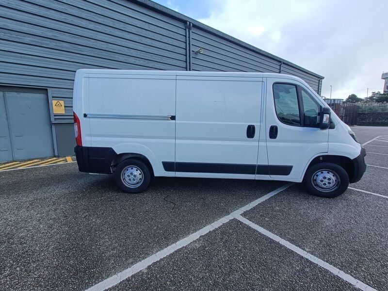 Branco Usado 2020 Peugeot Boxer Van | € 13.985 (Super Preço) - Imagem 1/4