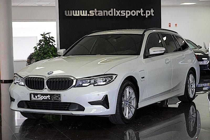 Branco Usado 2022 BMW 320e Carrinha | € 31.990 (Super Preço) - Imagem 1/4