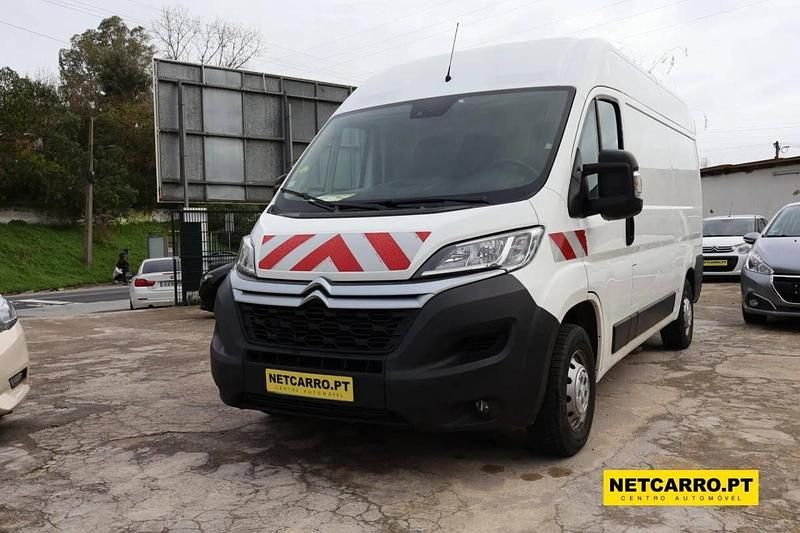 Usado Citroën Jumper 130 HP (95 kW) 2020 Branco Monovolume