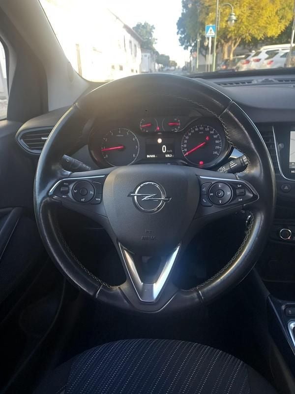 Usado Opel Crossland X Business Edition 83 HP (61 kW) 2019 Branco SUV