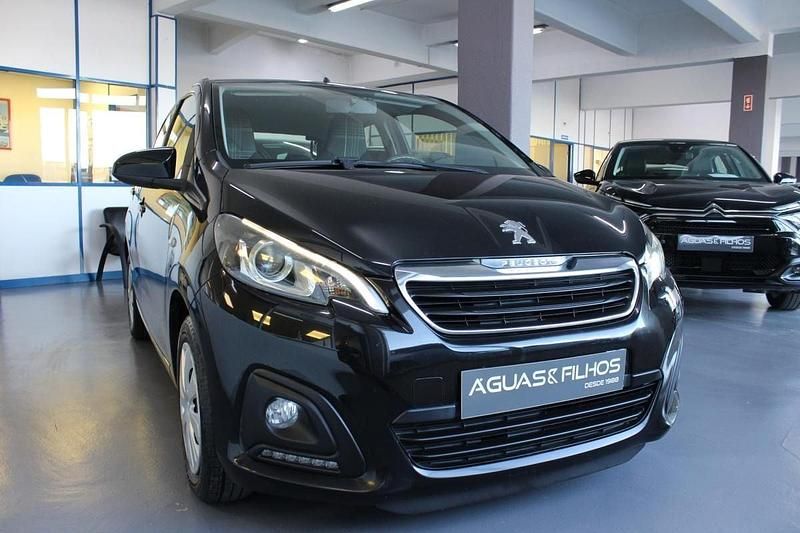 Usado Peugeot 108 Active 69 HP (50 kW) 2016 Preto Citadino