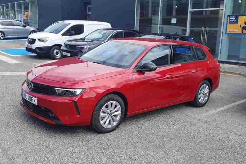 Vermelho Novo 2024 Opel Astra Edition Carrinha | € 28.755 (Preço elevado) - Imagem 1/4