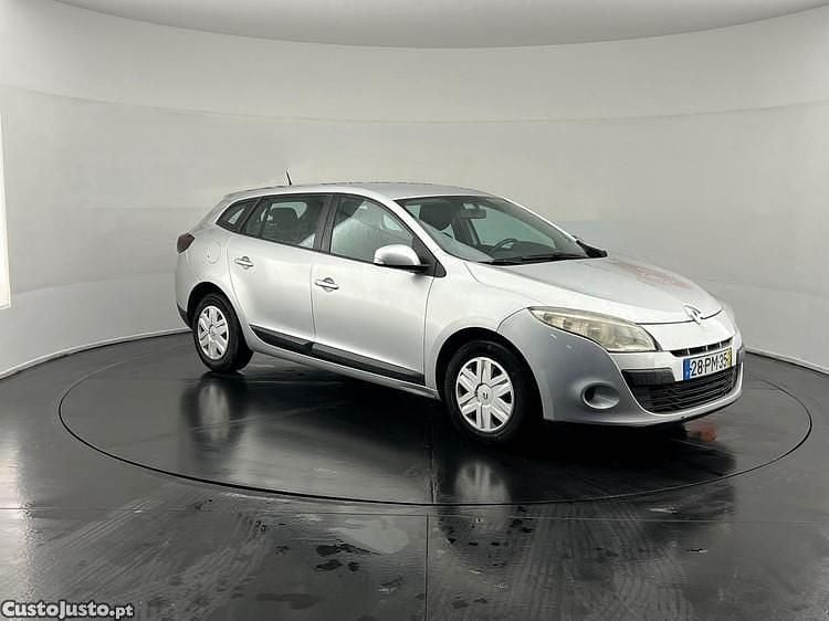 Cinza Usado 2010 Renault Mégane GrandTour Carrinha | € 3.500 (Super Preço) - Imagem 1/1