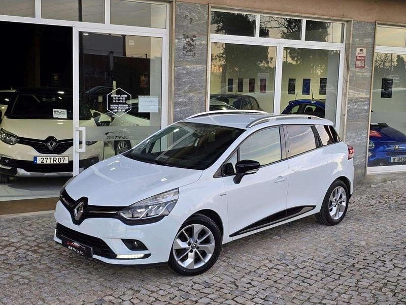 Usado Renault Clio IV 90 HP (66 kW) 2017 Branco Carrinha