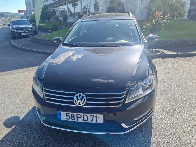 Usado VW Passat 105 HP (77 kW) 2011 Preto Carrinha