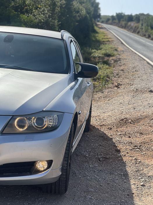 Usado 2011 BMW 320 Sedan | € 11.499 (Preço justo) - Imagem 1/4