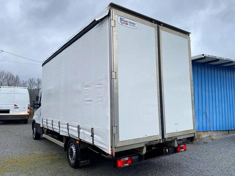 Usado Iveco Daily 140 HP (102 kW) 2017 Branco