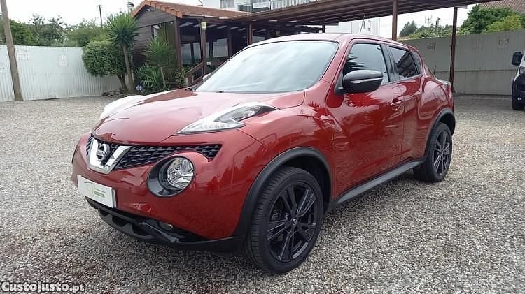 Vermelho Usado 2016 Nissan Juke Premium Edition SUV | € 10.250 (Preço justo) - Imagem 1/1