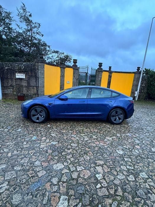 Usado Tesla Model 3 Standard Range Plus 208 kW (283 HP) 2021 Sedan