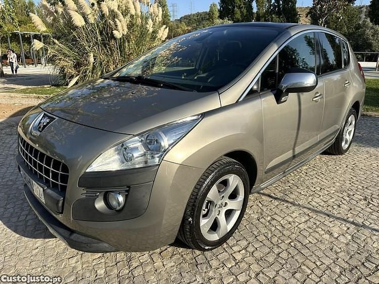 Castanho Usado 2009 Peugeot 3008 Sport SUV | € 7.990 - Imagem 1/1