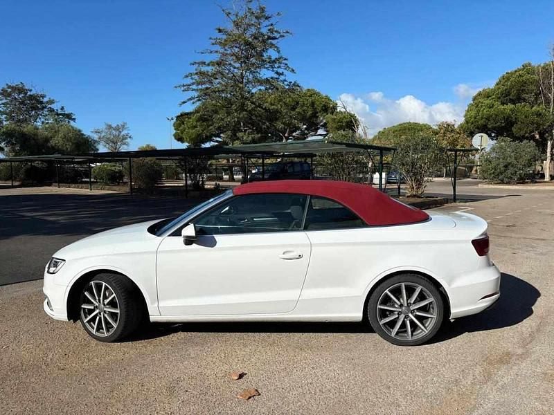 Usado Audi A3 Cabriolet Premium 110 HP (80 kW) 2016 Branco Cabrios
