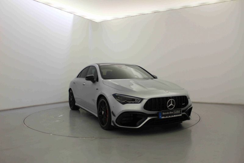 Prateado Usado 2024 Mercedes CLA45 AMG AMG Sedan | € 86.990 - Imagem 1/4