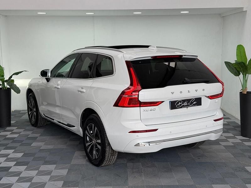 Usado Volvo XC60 Inscription 349 HP (256 kW) 2021 Branco SUV
