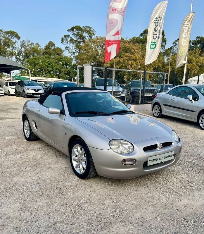 Cinza Usado 2000 MG F Cabrios | € 8.750 - Imagem 1/4