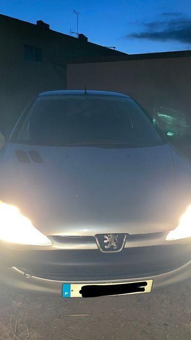 Usado 2002 Peugeot 206 | € 2.000 (Preço justo) - Imagem 1/4