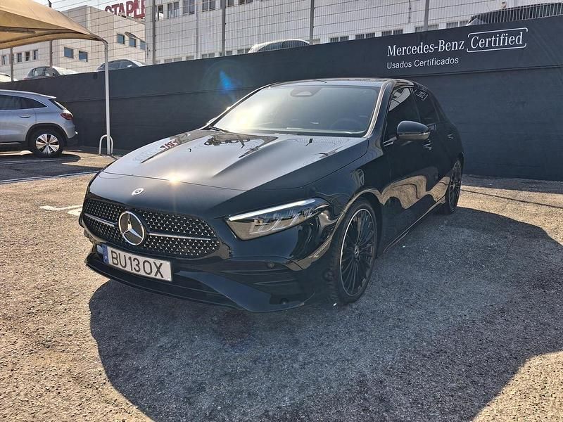 Preto Usado 2025 Mercedes A180 AMG line Sedan | € 42.000 - Imagem 1/4