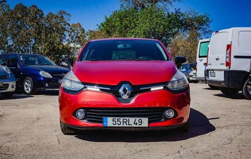 Usado Renault Clio IV 90 HP (66 kW) 2016 Vermelho