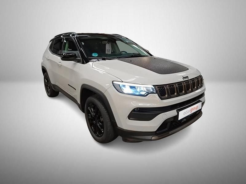 Branco Usado 2022 Jeep Compass SUV | € 27.990 (Bom preço) - Imagem 1/4