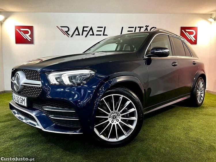 Azul Usado 2021 Mercedes GLE300 SUV | € 57.750 - Imagem 1/1