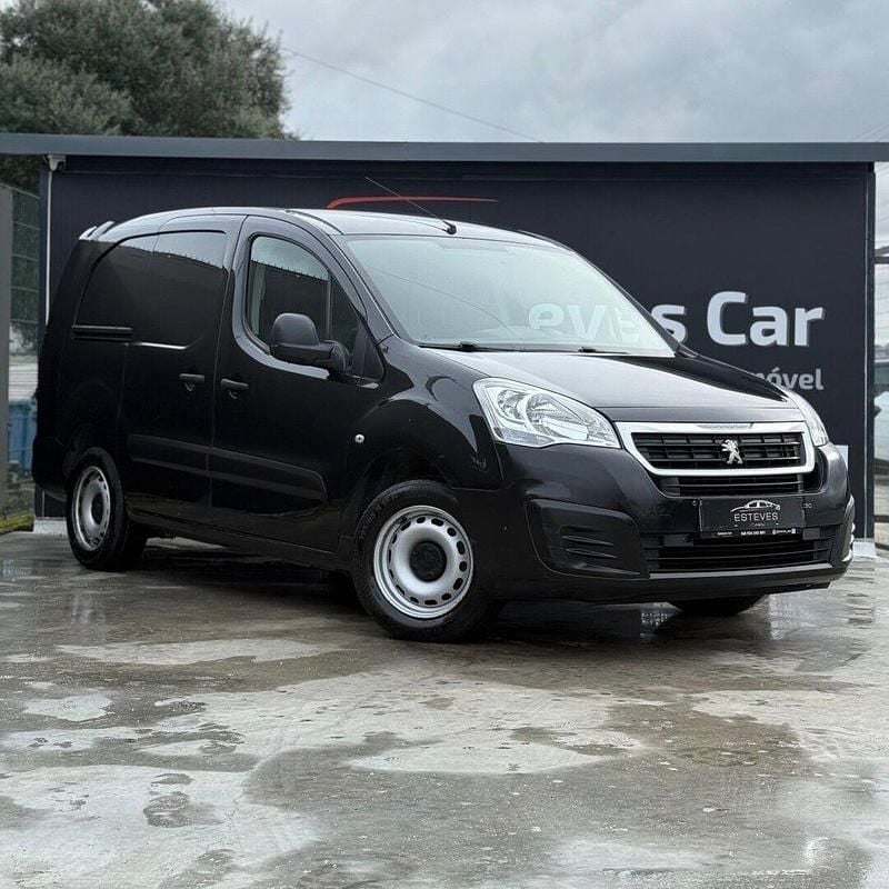 Preto Usado 2018 Peugeot Partner Monovolume | € 9.750 (Bom preço) - Imagem 1/4