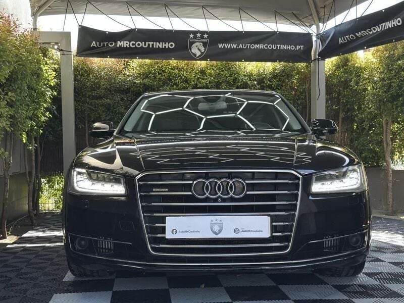Preto Usado 2016 Audi A8 Exclusive Sedan | € 35.000 - Imagem 1/4