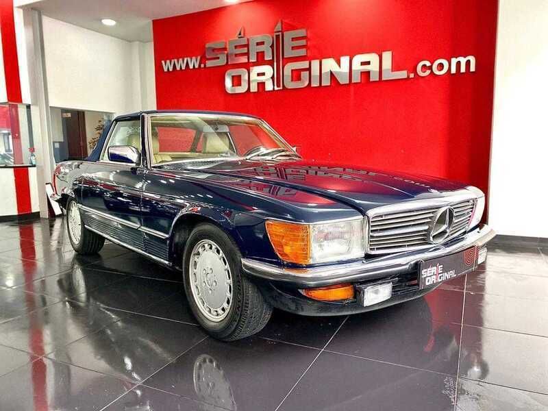 Azul Usado 1982 Mercedes 280 | € 43.850 - Imagem 1/4