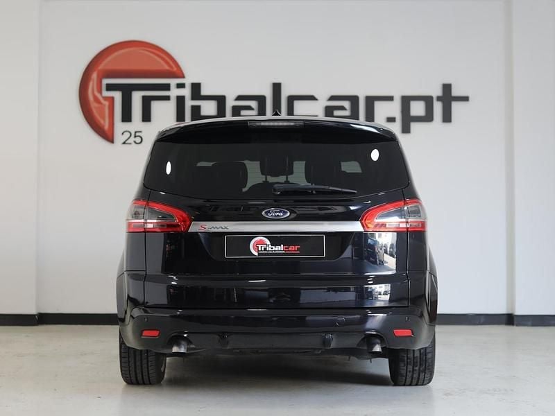 Usado Ford S-MAX Titanium 163 HP (119 kW) 2012 Preto Monovolume