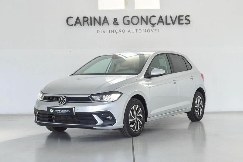 Cinza Usado 2023 VW Polo Life Citadino | € 18.950 (Preço justo) - Imagem 1/4