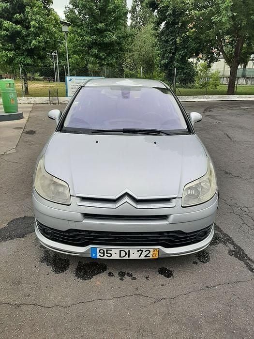 Usado 2007 Citroën C4 VTR Sport Sedan | € 5.000 (Preço justo) - Imagem 1/4