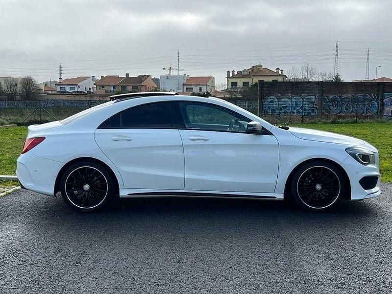 Usado Mercedes CLA220 AMG line 170 HP (125 kW) 2013 Sedan