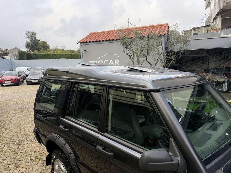 Usado Land Rover Discovery 2 138 HP (101 kW) 1999 Cinzento SUV