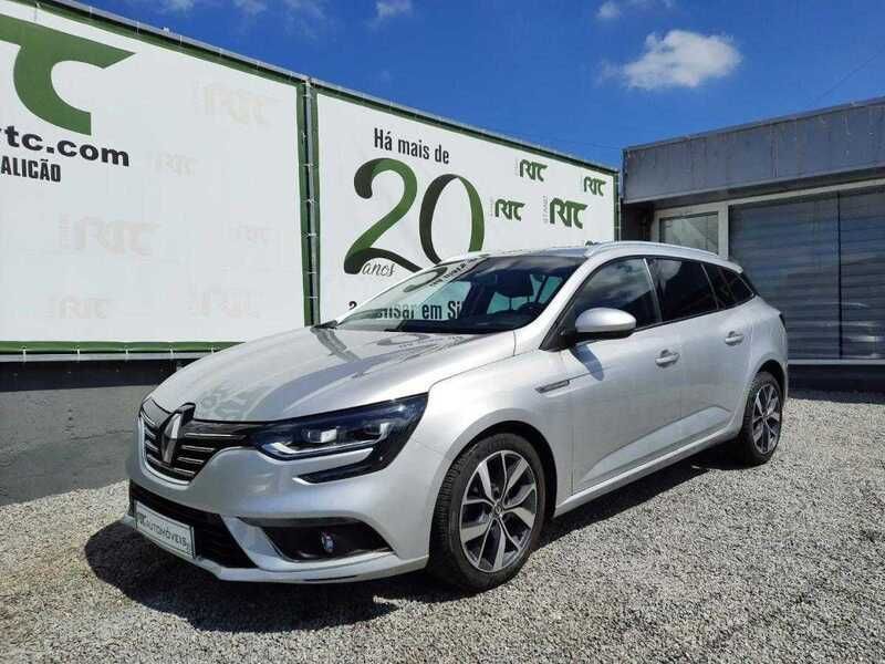 Cinzento Usado 2017 Renault Mégane GrandTour Intens Carrinha | € 15.900 (Preço justo) - Imagem 1/4