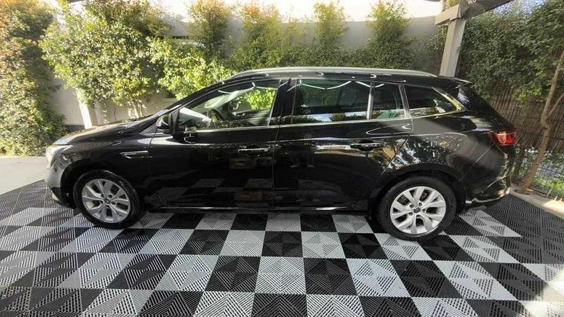 Usado Renault Mégane IV 115 HP (84 kW) 2020 Preto Carrinha
