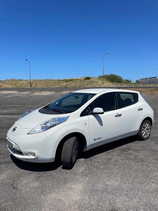 Branco Usado 2016 Nissan Leaf Citadino | € 7.950 (Preço justo) - Imagem 1/4