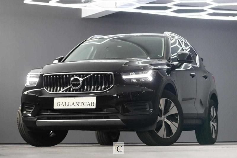 Preto Usado 2022 Volvo XC40 SUV | € 34.600 (Preço justo) - Imagem 1/4