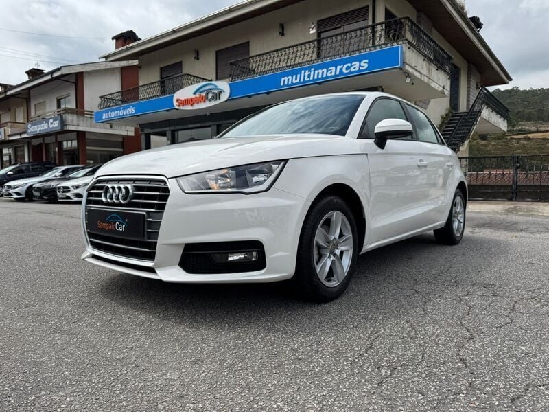Branco Usado 2015 Audi A1 Design Citadino | € 9.990 (Super Preço) - Imagem 1/4