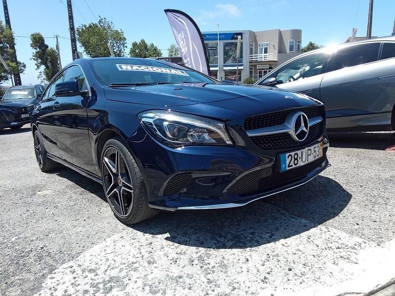 Azul Usado 2018 Mercedes CLA180 Shooting Brake Carrinha | € 19.900 (Preço elevado) - Imagem 1/4