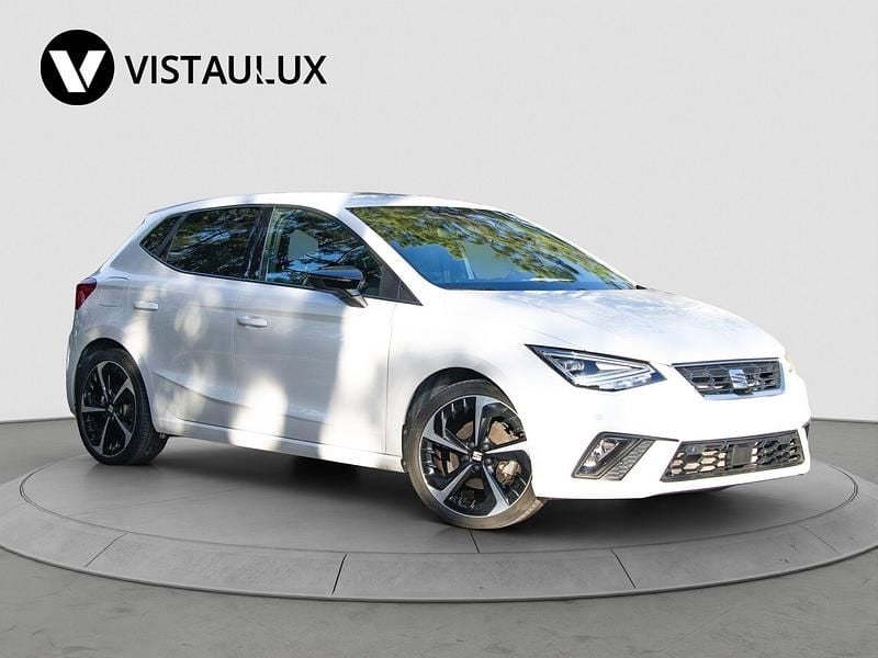 Branco Usado 2022 Seat Ibiza FR Citadino | € 18.990 (Preço elevado) - Imagem 1/4