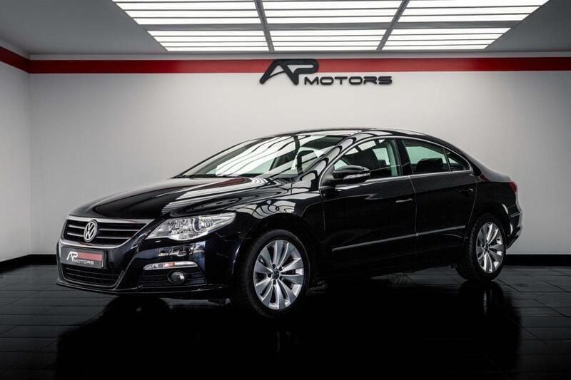Preto Usado 2010 VW CC Sedan | € 12.000 (Preço justo) - Imagem 1/4